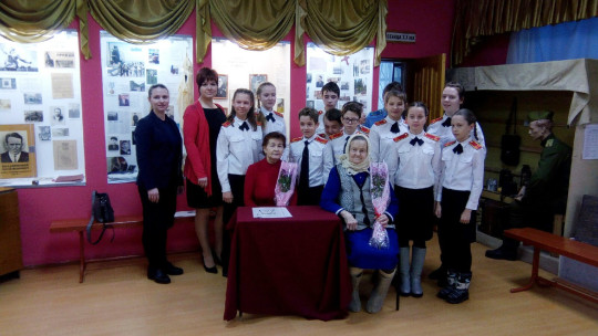 В Нюксенском краеведческом музее прошла встреча школьников с ветераном Капитолиной Теребовой